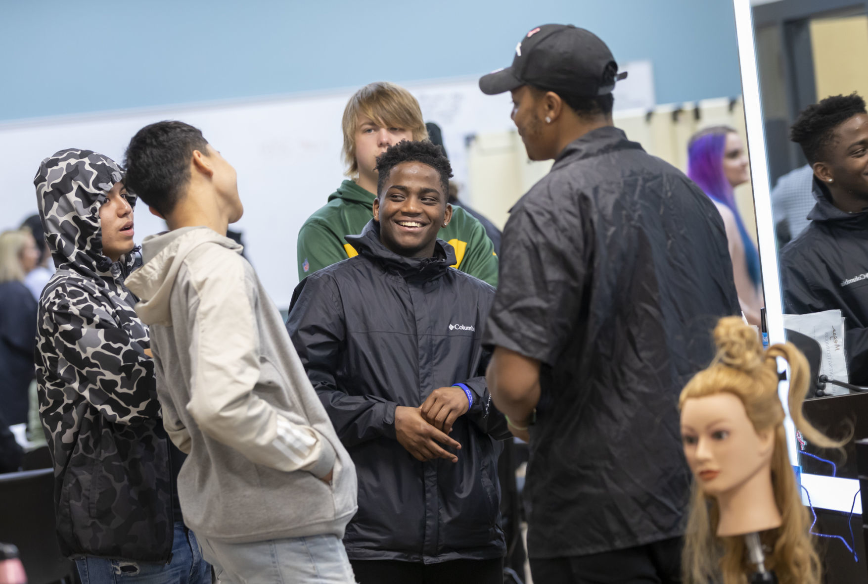 Verona High School students explore cosmetology career